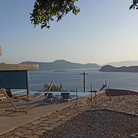 Saranda Villa
