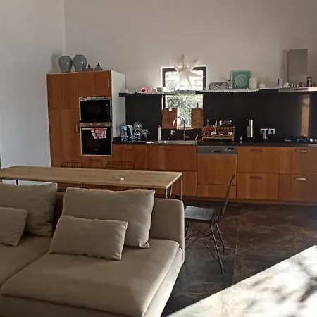Saranda Villa *
